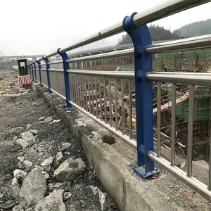 博赛元供应河道防护不锈钢围栏 景观灯光护栏 桥梁防撞栏杆