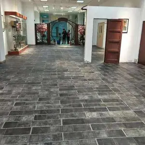 济南spc锁扣地板石塑地板厂家
