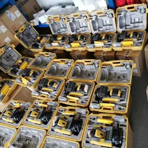 �����г��۶���ȫվ�ǣ�������ת�ö����Ϸ�ȫվ�ǣ���ɳ�����ö�������һ��ȫվ�ǳ���