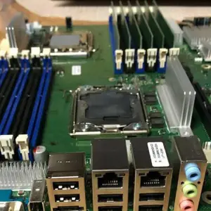 Primergy RX4770M2 4x18-Core E7-8880v3 256GB��ʿͨ������