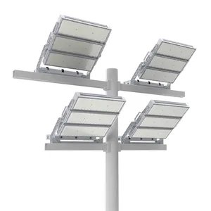 芯鹏达1800W 高杆球场灯鳍片散热 5050 芯片模组可 360° 旋转高光效