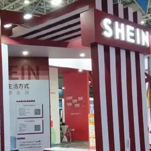 重庆商场店铺美陈展台搭建服务