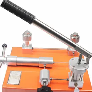 �ֶ�ѹ��У׼̨/�ֶ�ѹ��Դ/ѹ��У��̨ �ͺ�:TX-YFT-60B ��ţ�M405547