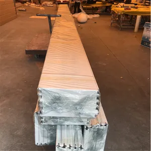 ��ʯ������վ����300�������������컨����