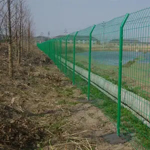 广东河源桥梁护栏网-山林边坡防护网-2米包塑铁丝护栏网车间隔离网
