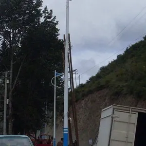 鑫优品-LED道路灯太阳能路灯
