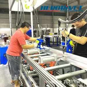 母线槽装配线、母线铆接设备、母线槽铆接枪、母线槽组装铆接线