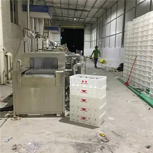 全自动塑料周转箱除油污清洗机 食品框清洗设备大型风干洗筐机