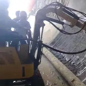 �������ı�ǽ����ę̈�� ��������������ë����������