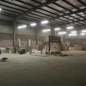 �ϳ��۾��껯ױƷ��ҩ����չ���ĳ���