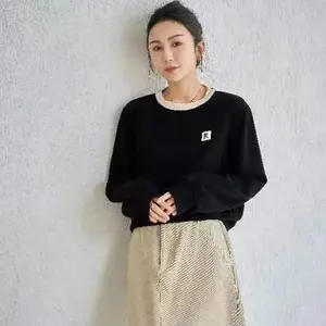盛依服饰精选碧沁伊人24年春秋时尚卫衣一手女装批发货源