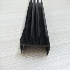 ��Ԫ�ұ����෢��һ�������ܷ���EPDM��ײ�����Ŵ�Ļǽ����