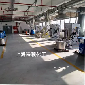 Ħ�г������� ��ɫ�͸�������