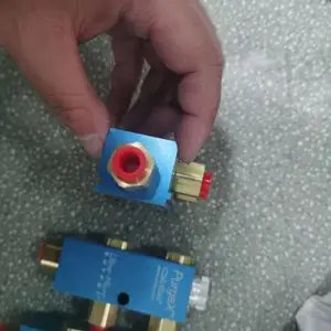 ��Ӧ����ԭװ OIL-RITE ע���� B576-009ABW
