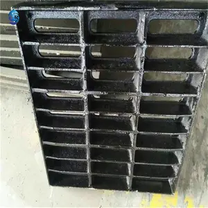 地下车库雨水篦子钢格栅镀锌雨水篦子重型铸铁雨水篦子300*500*40