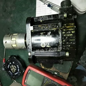 ���ݶ�ݸ���ݰ����ŷ����ά�޻�������һ��������