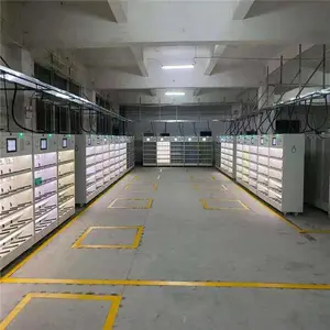 �鰲ͨ���ϵ�·���߸���ʩ���� С��ͣ������λ����
