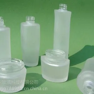 ������������ƿ���ҳ��ڹ�Ӧ100ml��Ϳ����������Һƿ���ͷ����