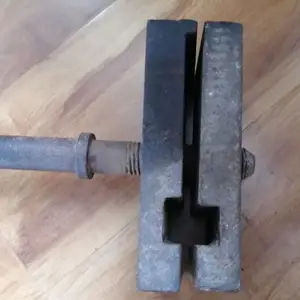 ��·Ԥ��� Q235̼�� ϳ�� �ֹ�̶��� �����ȶ� ���칤�վ�տ ��Ӧ