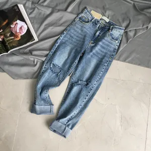 新疆哪里有几块钱牛仔裤尾货处理库存牛仔裤低价清货工厂男女服装秋季批发