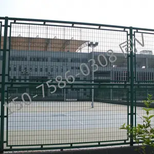 四川双边丝护栏网,高速护栏网,草绿墨绿色框网 大量现货
