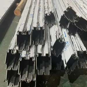 ����� U �Ͳ۶��� Դͷ����ֱ�����̼�װװ������