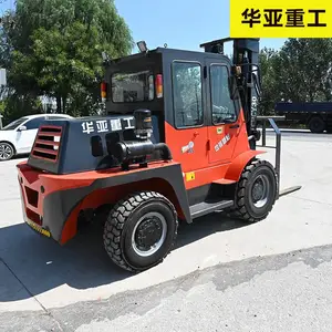 四驱越野带铲斗叉车 3吨柴油叉车5吨倾翻叉华亚重工多功能叉车