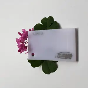 ��ɫ�ǿ�����ӹ�͸���л�������Ķ��ư�ɫ���嶨���и�������