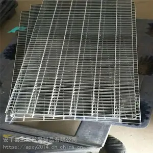 �ڽ�������·�ع��ǰ�A��԰��ˮ������©ˮ����AѸӥ������ī��������