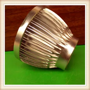 厂家供应 铝合金太阳花散热器 灯具散热器 挤压深加工氧化喷涂