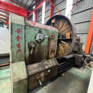 处理二手CW62180x1.5米卧式车床加工长度1500加工直径2000