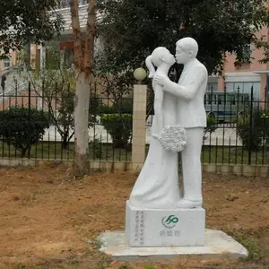 幸福生活主题石雕|亲子教育石雕小品|花岗岩一家三口雕塑