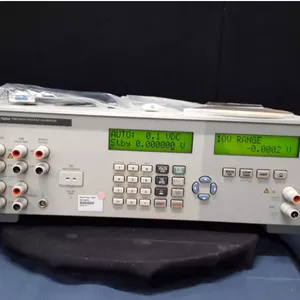 回收 FLUKE福禄克5725A多功能校准器FLUKE5725A
