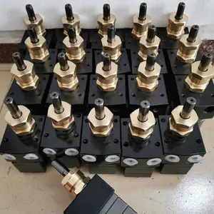 8cc涂料静电输漆齿轮泵8cc静电喷漆齿轮泵浦8cc大流量油漆齿轮泵