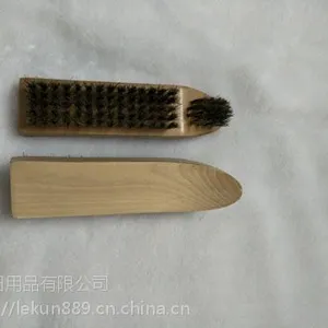 翘板刷