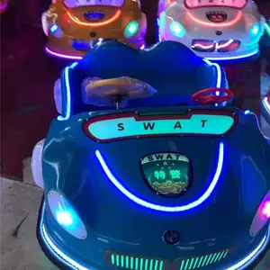�ļ��㳡��̯С������ϲ���ĵ�ƿ�����������