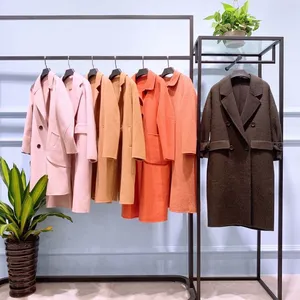 少女装 春装连衣裙 小型服装店装修 邢台服装批发