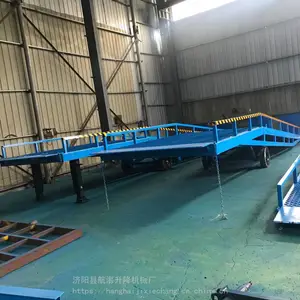 十堰张湾区移动移动登车桥 上货电动登车桥 叉车装卸货平台 电话咨询