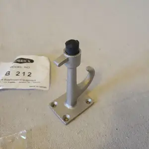 BOBRICK�ҹ����������ƹ���B-212ϵ�д����ŵ��¹�