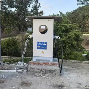 大功率公牛 160KW 充电桩双枪同充动态均分功率免变压器运维更简单