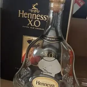 轩尼诗XO洋酒瓶回收-广州回收哥价格好-江门市洋酒瓶回收
