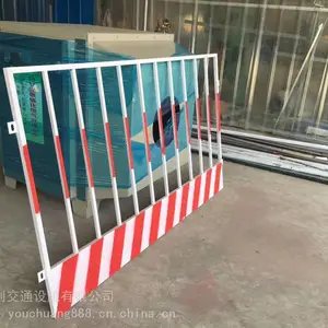 山东枣庄地铁工程围栏 基坑围栏 临边安全防护网 施工防护网 友创厂家直销