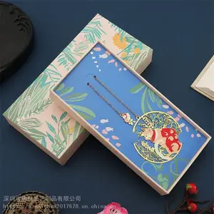 ������ǩ���� С�������վ�����Ʒ����ʦ
