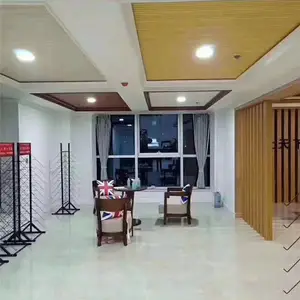 ɽ��ľ���滤ǽ���������� ����װ��ľ�������Ȼ�ʸи��Զ���