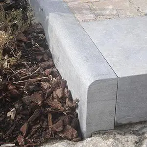 青石路边石产地,青石路边石石材报价,山东青石路边石优质供应商