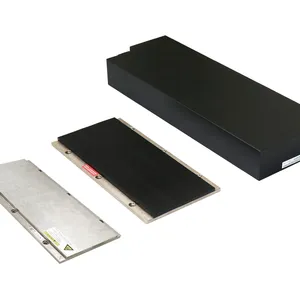�ſƱ�˼ֱ�ߵ��AKM����оϵ��AKM100-W-B4-J-HF-3.0-FB