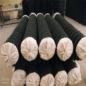 体育场勾花网 高尔夫球场围栏 绿色圈地菱形网