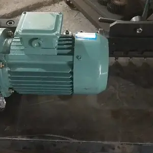 自动送料校直器实心材质调直器厂家