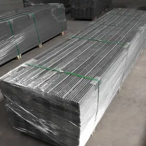 ��ֱ����ཬ����600mm���ȳ�ѹ�����н������� ǽ��һ���Ĥ