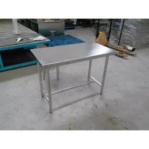 �����Ա����Ь�� �������� ���С��ֿ� �ִ� ͸����ɫ ���